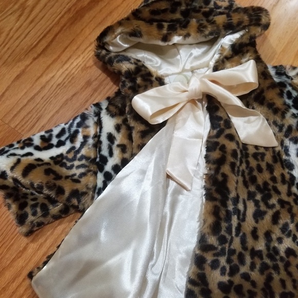 Baby faux fur swing jacket with hoodie - Picture 3 of 4